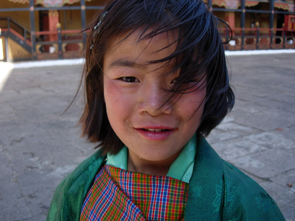 2006-04-12_11-00-43_Bhutan